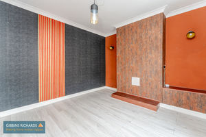 Living Room- click for photo gallery